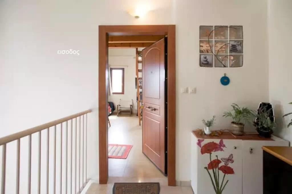 Deili Studio Loft Kalamáta Buitenkant foto