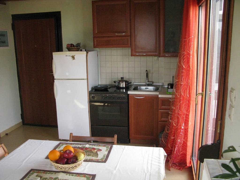 Deili Studio Loft Kalamáta Buitenkant foto