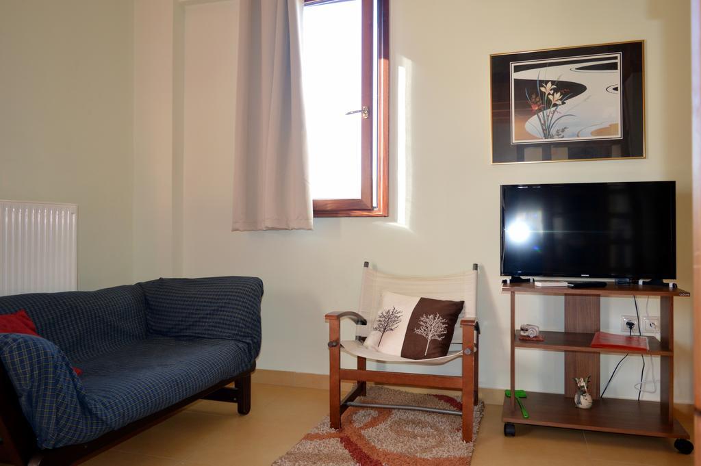 Deili Studio Loft Kalamáta Buitenkant foto