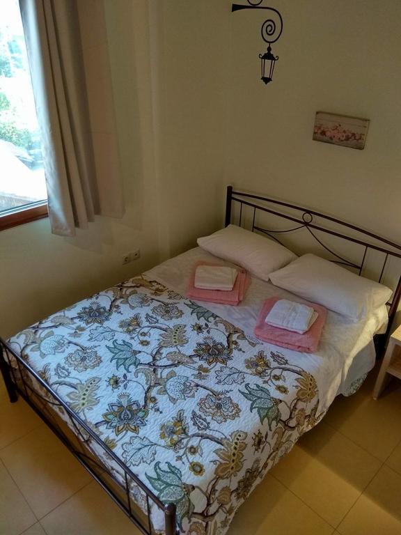 Deili Studio Loft Kalamáta Buitenkant foto