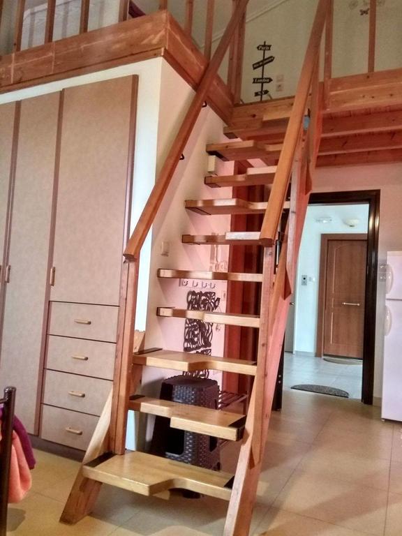 Deili Studio Loft Kalamáta Buitenkant foto