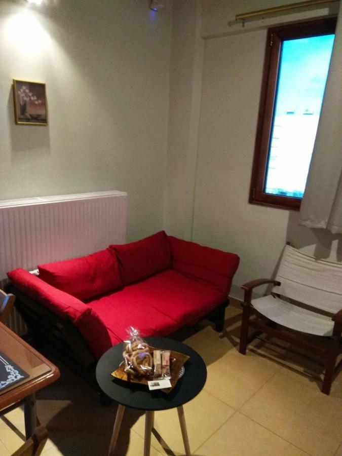 Deili Studio Loft Kalamáta Buitenkant foto